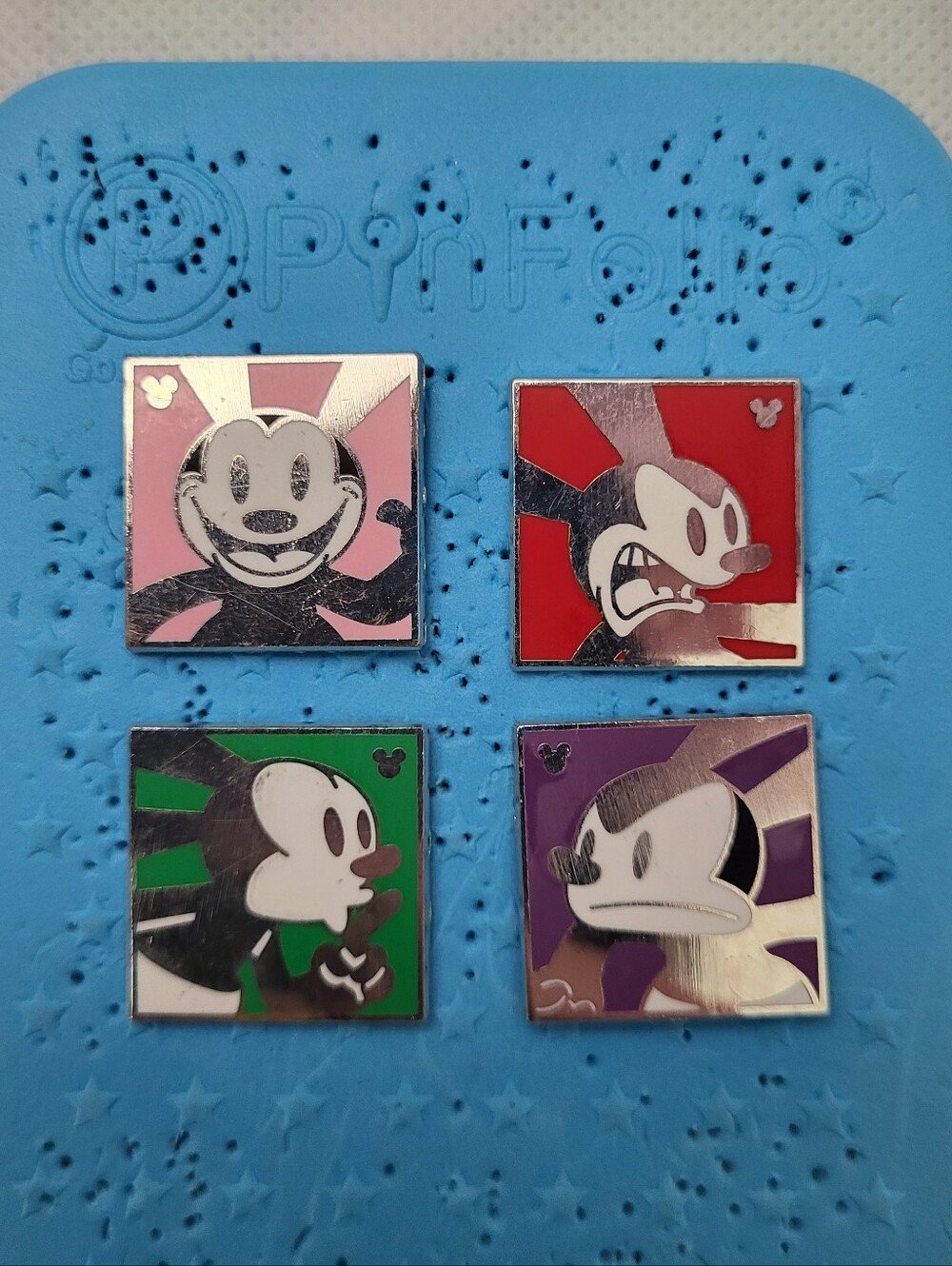 DISNEY Oswald The Lucky Rabbit Hidden Mickey Disney Pin Set